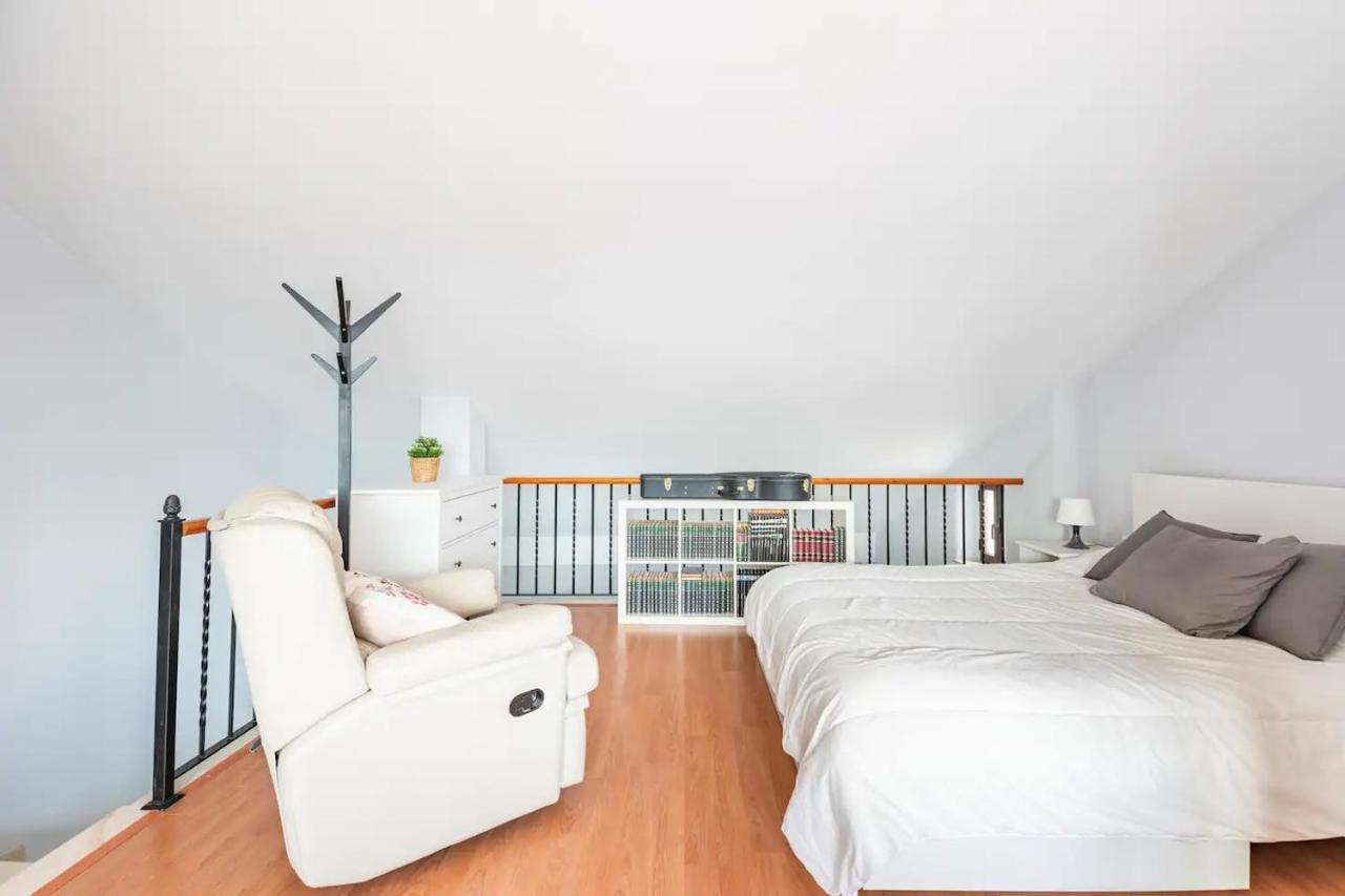 Duplex In Almonte Con Terraza Exterior foto